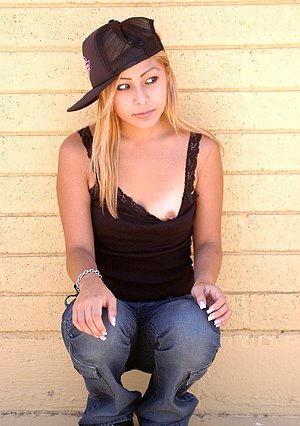 Snapback troublemaker showing her tight body while still in public